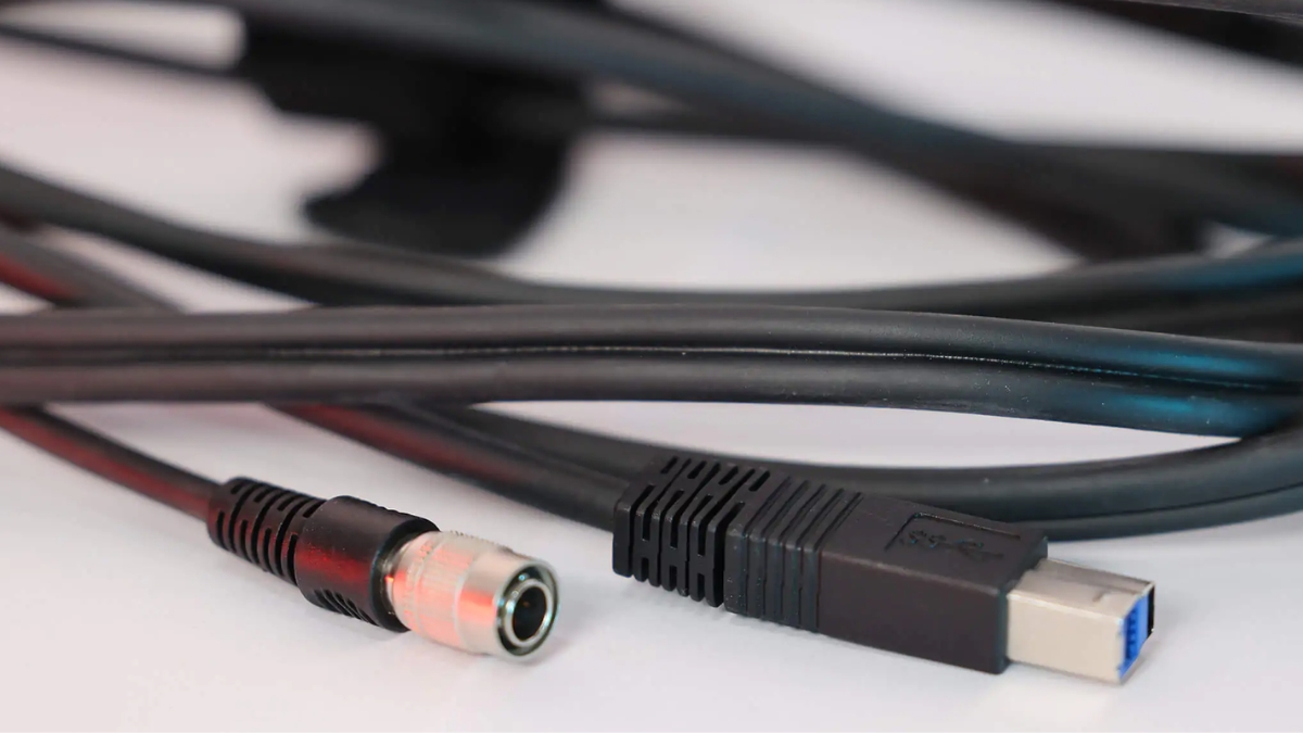 Cables, rotation tables and accessories for 3D scanning